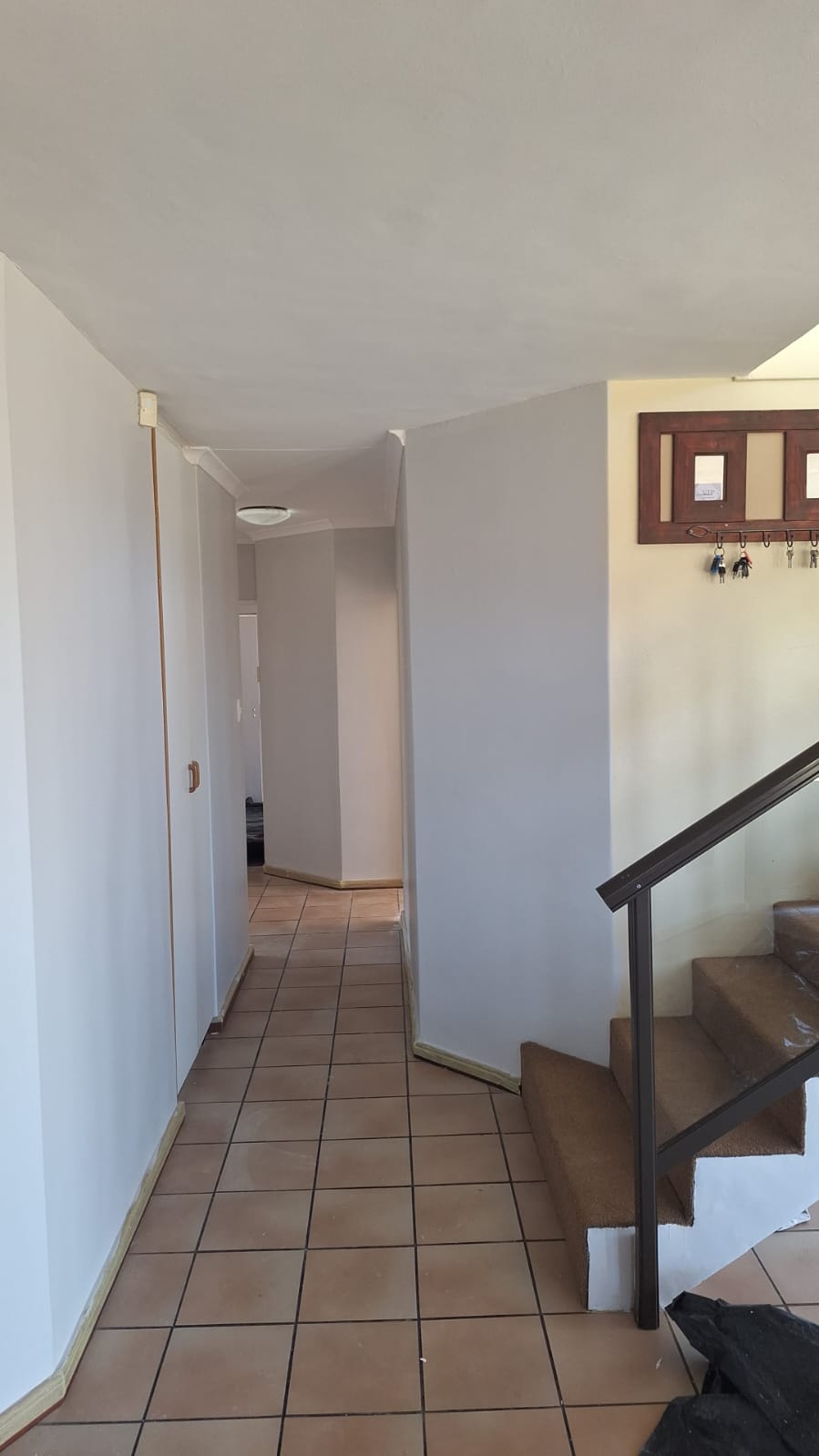 To Let 4 Bedroom Property for Rent in Wavecrest Eastern Cape